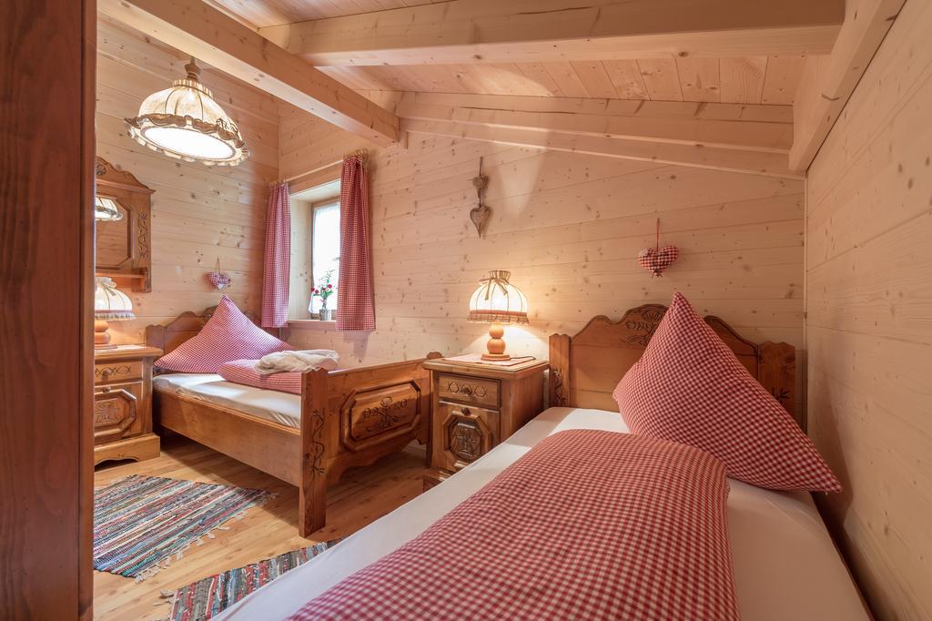 Oetztal Chalet Sautens Room photo